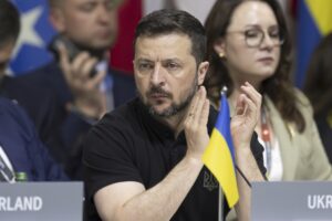 Read more about the article Ukraine President Volodymyr Zelensky Brushes Off Joe Biden Putin Mix-Up