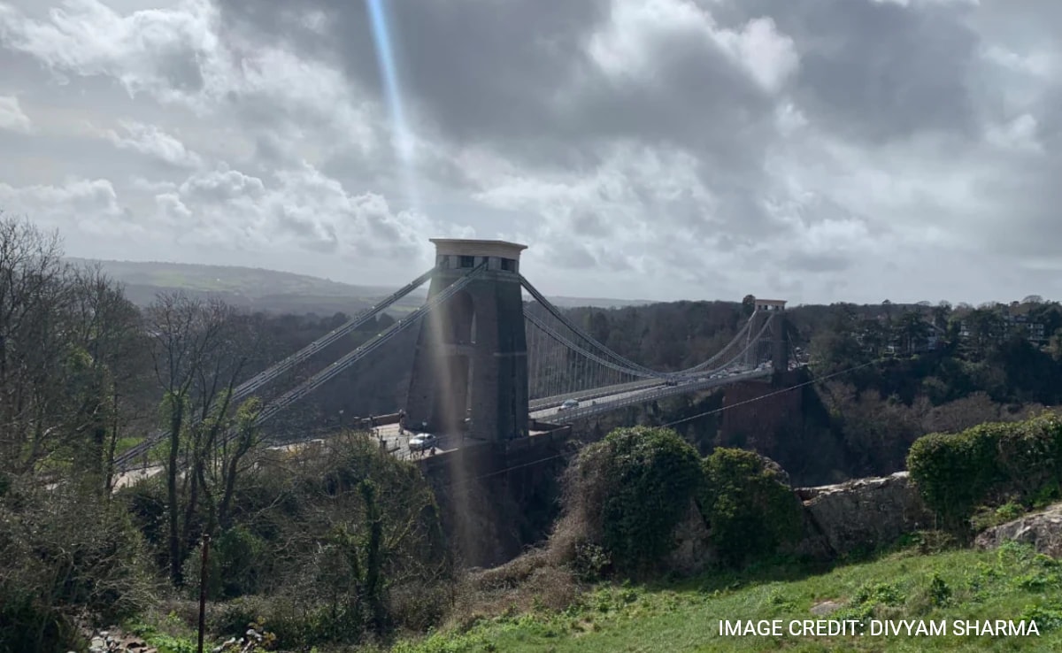 Human Remains Found In Suitcases At UK Bridge, Manhunt Launched: Cops