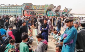 Read more about the article Pakistan Extends 1.45 Million Afghan Refugees’ Right To Remain By 1 Year