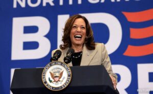 Read more about the article Kamala Harris Wins Support Within Democractic Party To Face Donald Trump