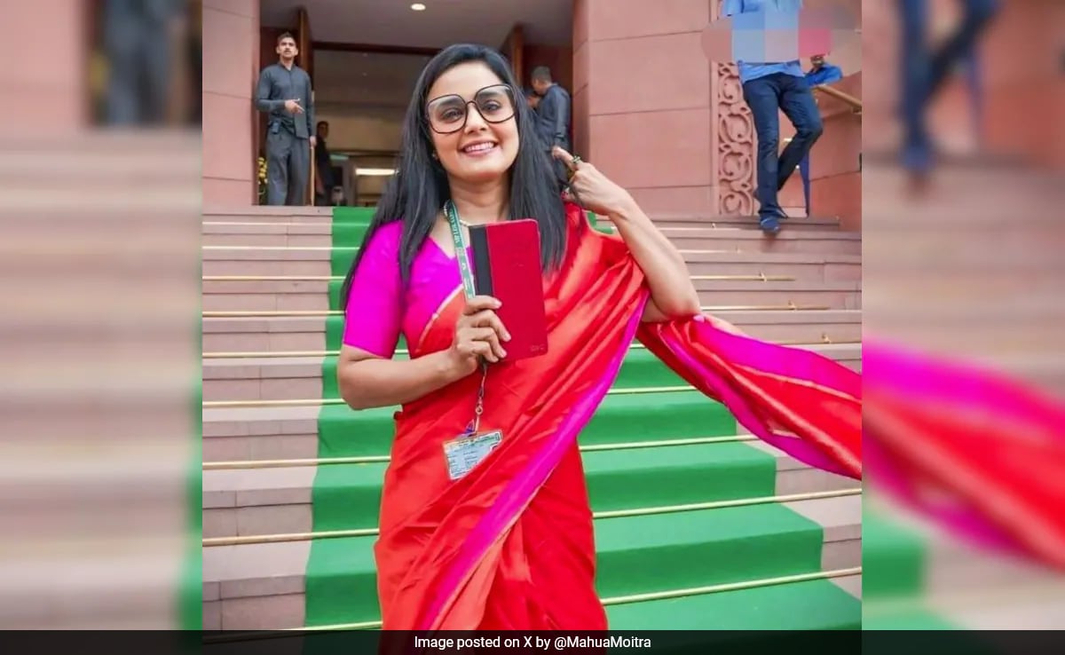 Read more about the article Case Against Trinamool MP Mahua Moitra For Remarks Against Women’s Panel Chief Rekha Sharma