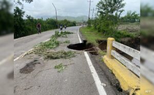 Read more about the article Hurricane Beryl Powers Towards Mexico, Cayman Islands After Battering Jamaica