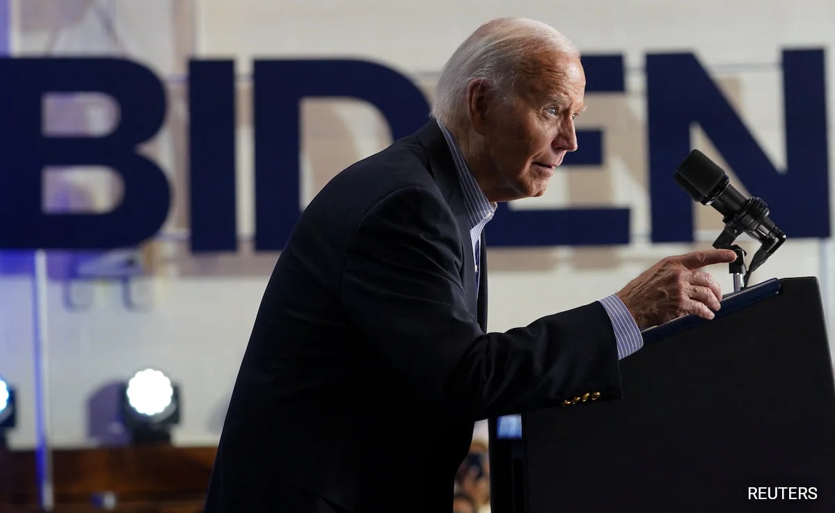 Read more about the article Biden Explains Shaky Debate Against Trump