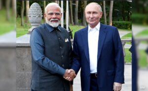 Read more about the article PM Narendra Modi Hails Russia As India’s ‘All-Weather Friend’, Lauds Vladimir Putin’s Leadership