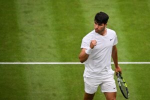 Read more about the article Carlos Alcaraz Marches On At Wimbledon As Naomi Osaka Returns To Centre Court