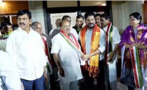 Read more about the article KTR’s Jibe At Rahul Gandhi After Party Leaders Defect