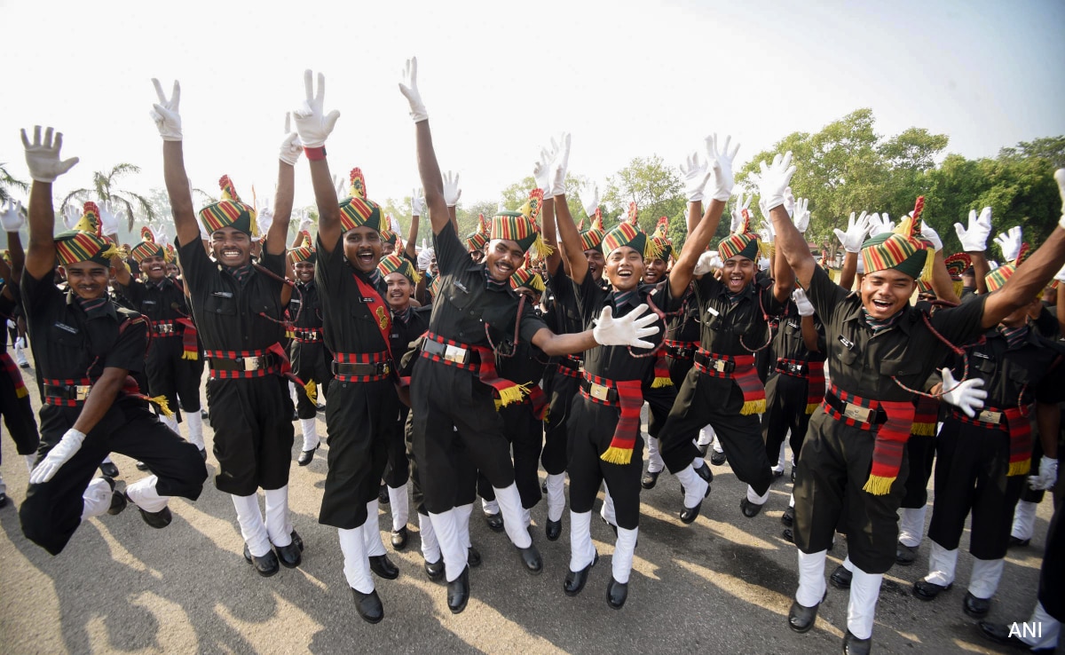 Read more about the article Lieutenant General Channira Bansi Ponnappa: “1 Lakh Agniveers In Army, They Perform Same Duties”: Top Officer