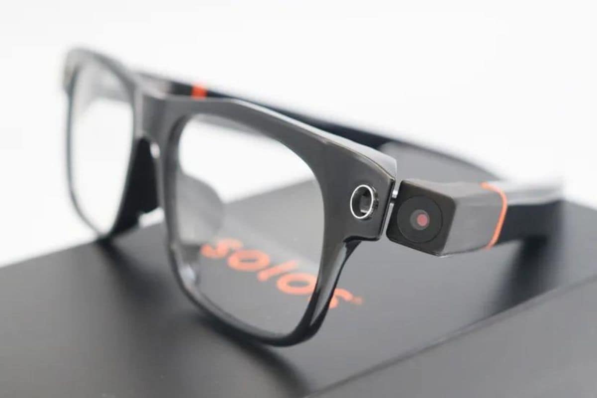 Read more about the article Solos AirGo Vision Smart Glasses With GPT-4o and Google Gemini Integration Reportedly Unveiled