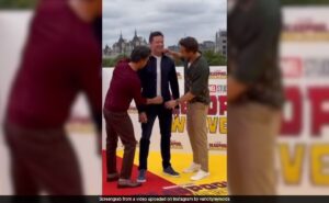 Read more about the article This Video Of Hugh Jackman, Ryan Reynolds And Shawn Levy Will Leave You In Splits