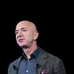 Read more about the article World’s richest lose $134 billion in stock slump, led by Amazon’s Bezos | World News