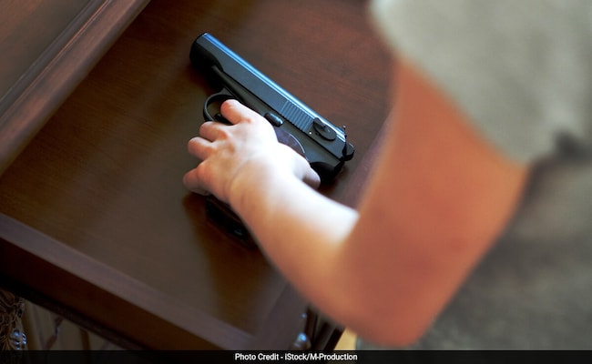 Read more about the article 3-Year-Old Boy Fights For Life After Accidentally Shooting Himself In US