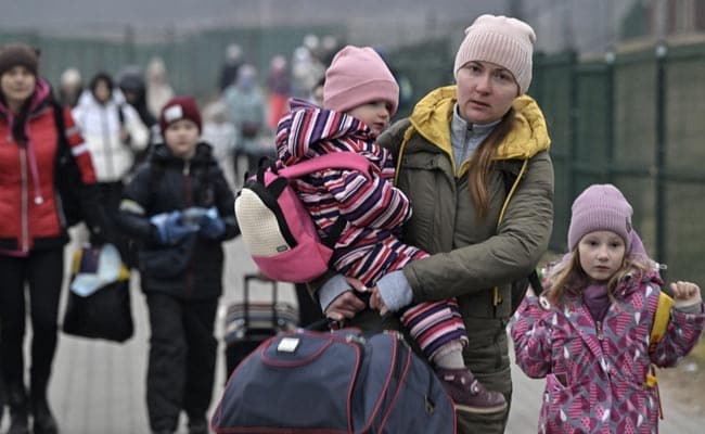 Ukrainian Refugees Forced Onto Streets After Hungarian Asylum Rule Change