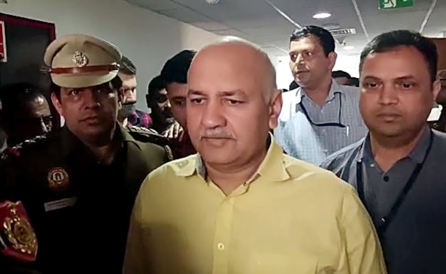 Read more about the article On Manish Sisodia Bail, AAP Claims “Victory”, BJP Says “Don’t Be Too Happy”