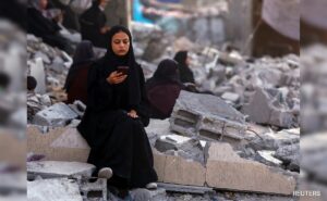 Read more about the article Displaced Gaza Student Tries To Study Despite Destruction Of Universities