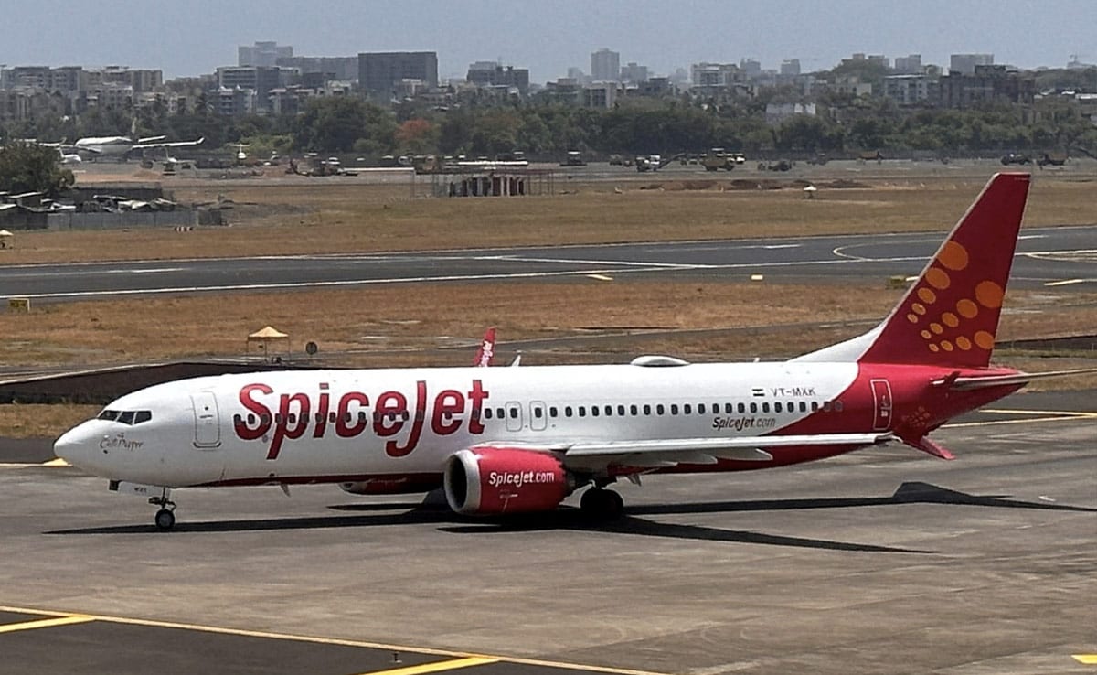 SpiceJet Faces Spot Checks, Night Surveillance Over Cancellations