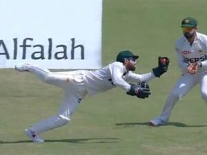 Read more about the article Mohammad Rizwan Takes Brilliant One-Handed Catch vs Bangladesh, Stuns Everyone – Watch