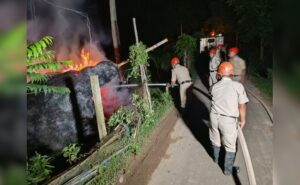 Read more about the article Tripura Violence 12 Houses Set On Fire In Tripura After Idol Defaced At Temple