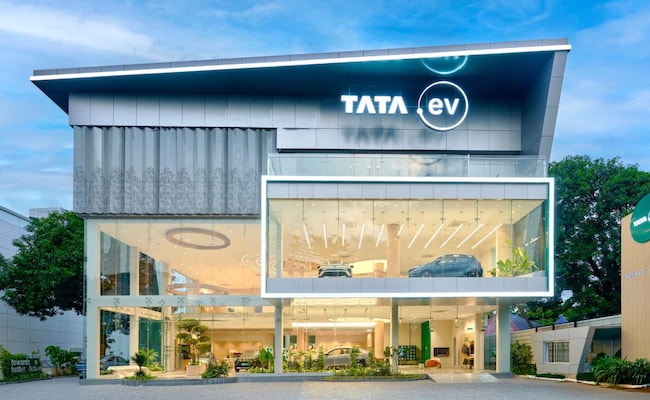 Read more about the article Tata Motors EV-Exclusive Showrooms Kochi, Kerala address charging station location