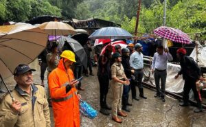 Read more about the article Over 700 People Stranded On Kedarnath Route Evacuated