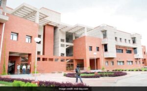 Read more about the article IIT Kanpur Collaborates With Bankers Institute Of Rural Development For Training, Research