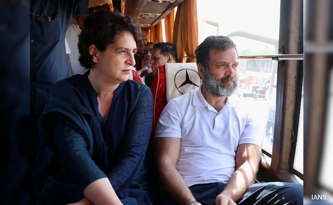 Read more about the article Priyanka Gandhi Vadra’s Heartfelt Rakhi Wish For Brother Rahul Gandhi