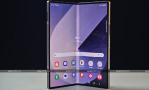 Read more about the article Samsung Galaxy Z Fold 7, Galaxy Z Flip 7 to Debut With Larger Displays: Report