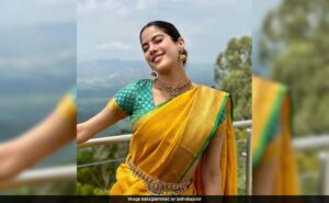 Read more about the article On Sridevi’s 61st Birth Anniversary, Daughter Janhvi Kapoor Visits Tirumala Temple