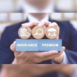 Read more about the article AU SFB, United India Insurance ink pact for giving out insurance products | Company News