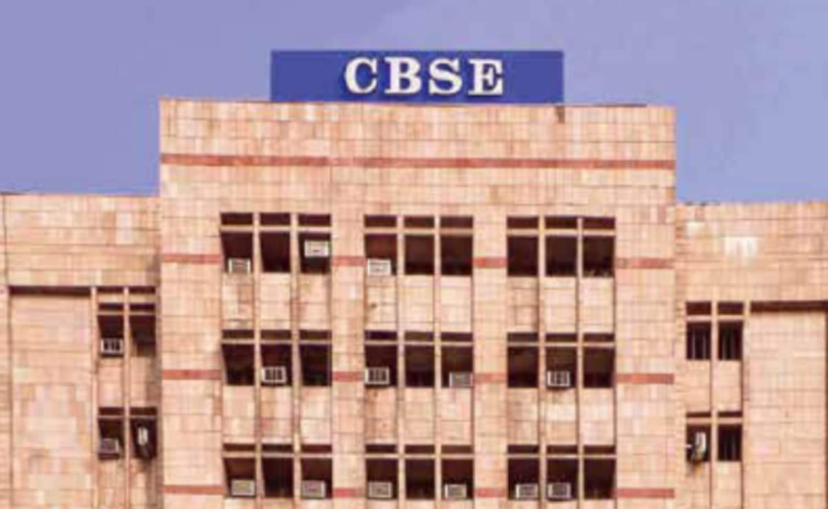 Read more about the article CBSE Issues Show-Cause Notices To 27 Schools In Rajasthan And Delhi For Violating Bye-Laws