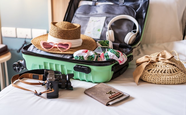 Read more about the article 6 Travel Essentials That You Must Pack For Your Trips