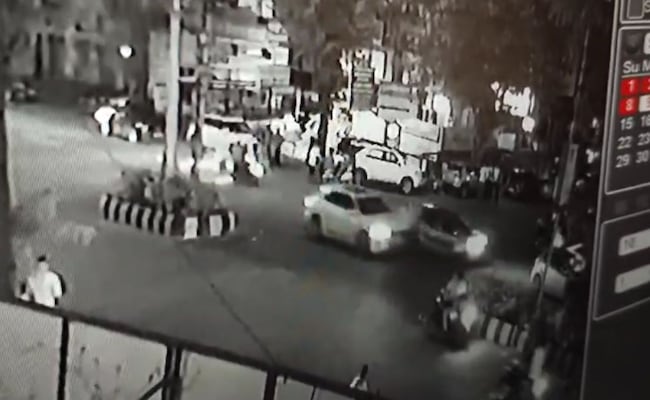 Read more about the article CCTV Shows Audi Owned By Maharashtra BJP Chief’s Son Ramming Vehicles