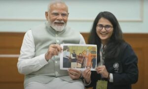 Read more about the article PM Narendra Modi Receives Special Gift From India Chess Star Vantika Agarwal After Double Gold Win