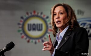 Read more about the article Kamala Harris Slams Donald Trump For Leaving America In A ‘Mess’, Says She Cleaned It Up