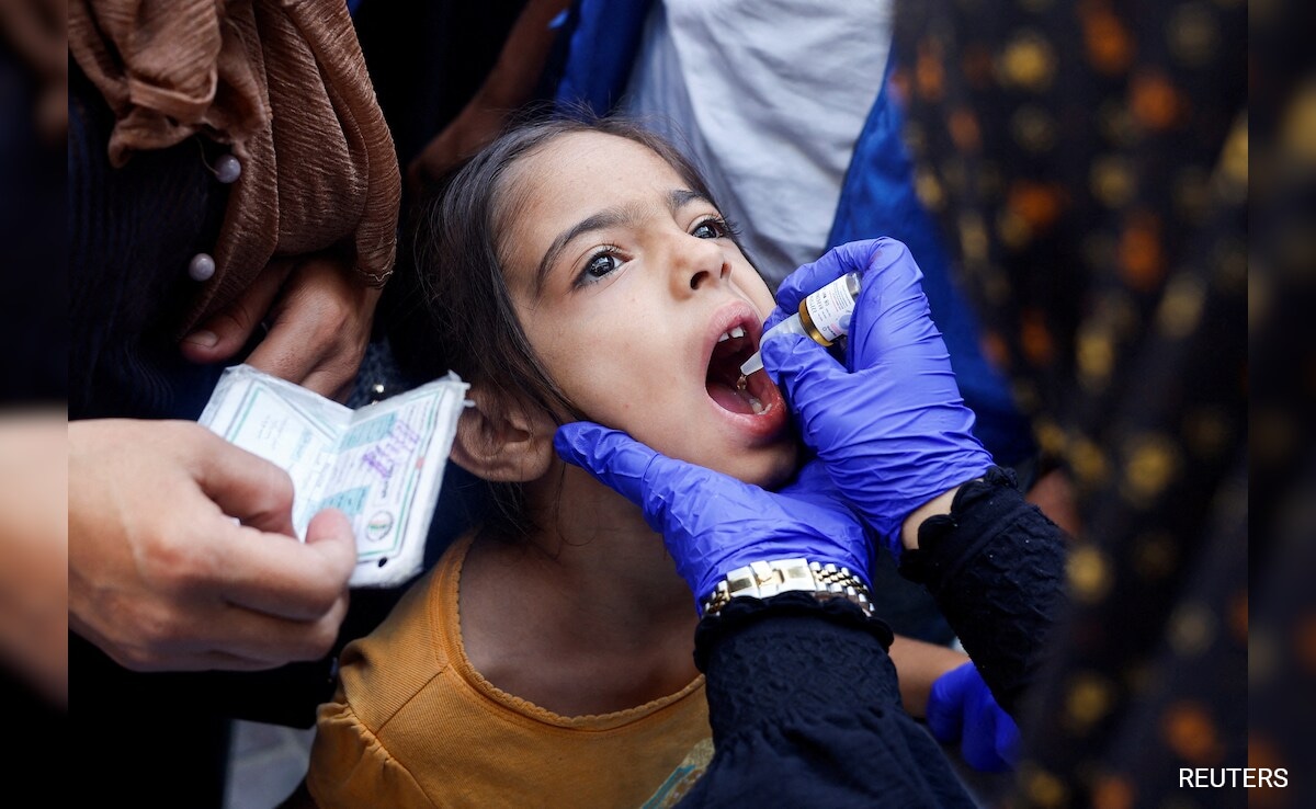 Read more about the article Second Phase Of Polio Vaccination Campaign Begins In Gaza Amid Raging War