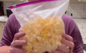 Read more about the article Digital Creator Tries “Frozen Popcorn” For The First Time, Internet Reacts