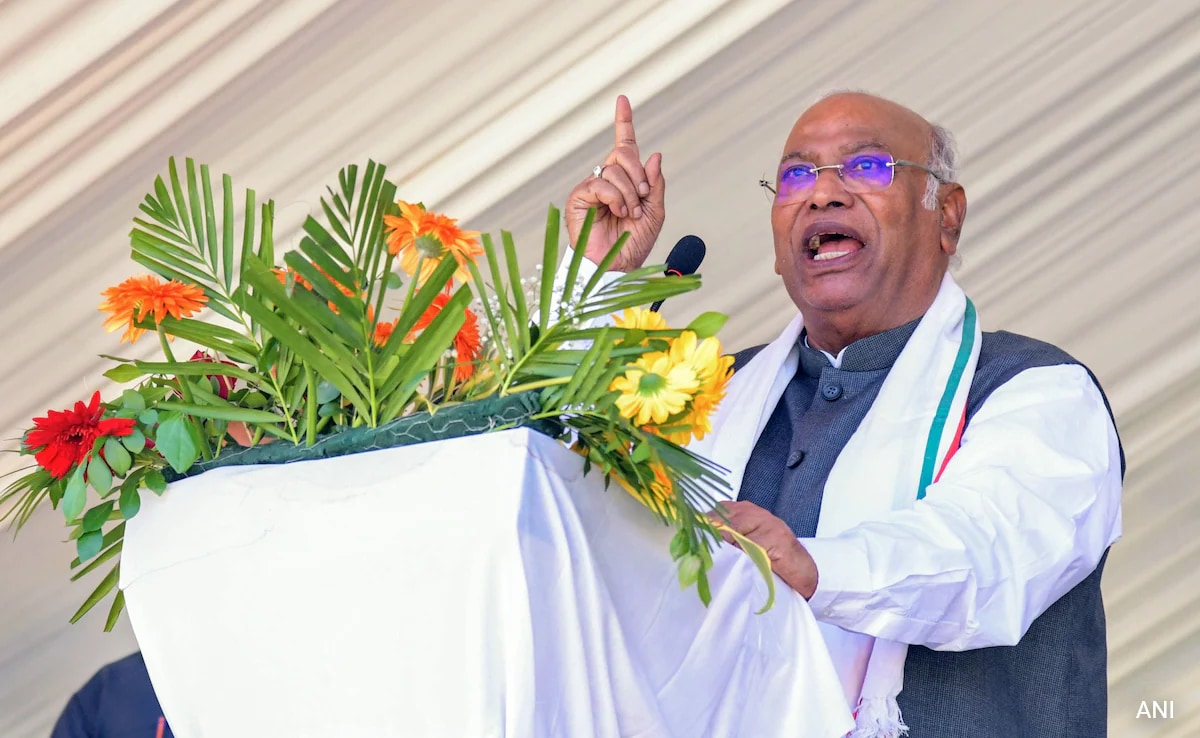 Read more about the article M Kharge After Falling Ill