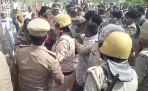 Read more about the article Cops Thrashed By Mob In UP After Villager Dies In Accident In Moradabad