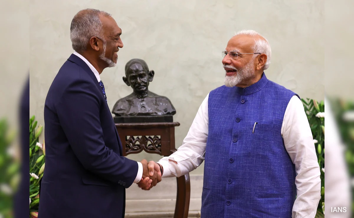 Read more about the article PM Modi Meets Maldives President Muizzu