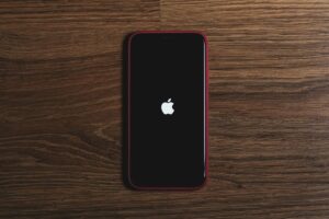 Read more about the article Apple Intelligence’s Reported Delay Might Impact iPhone 16 Series Sales