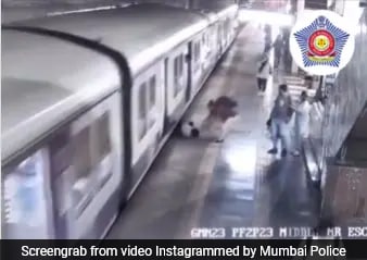 Watch: Off-Duty Cop Saves Man From Tragic Train Accident At Mumbai Station