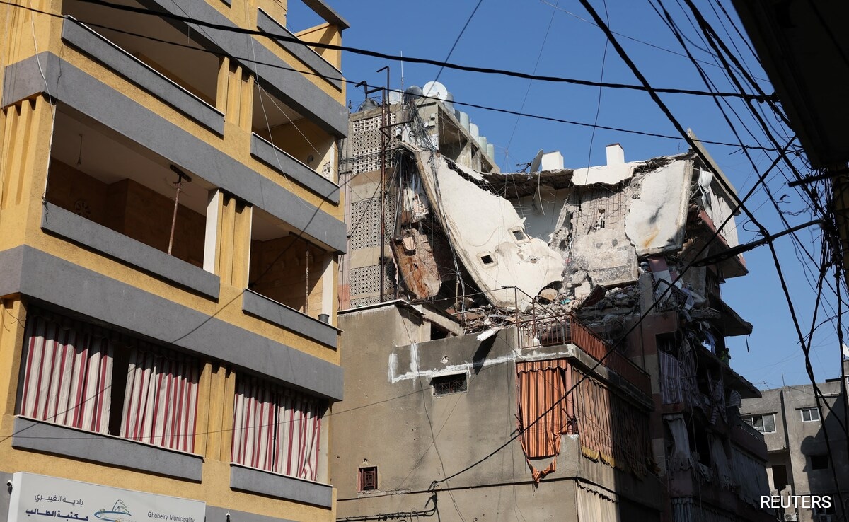 Read more about the article Hezbollah Commander Among 6 People Killed In Fresh Israeli Strikes On Beirut: Report