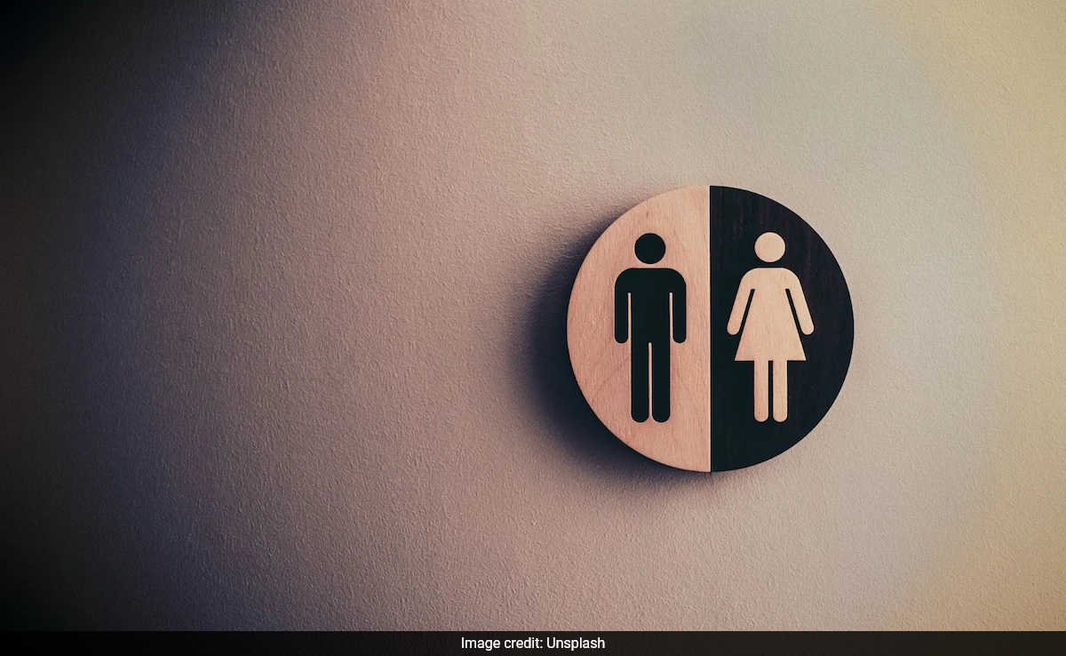 Read more about the article Bengaluru Mall Faces Backlash Over “VIP” Restroom Policy