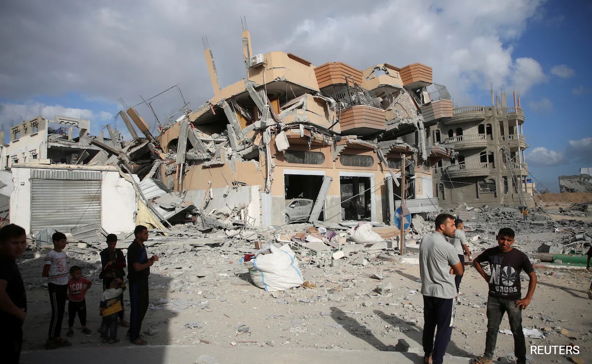 Read more about the article Israeli Strike Kills 17 At Refugee Camp, Says Gaza Civil Defense Agency