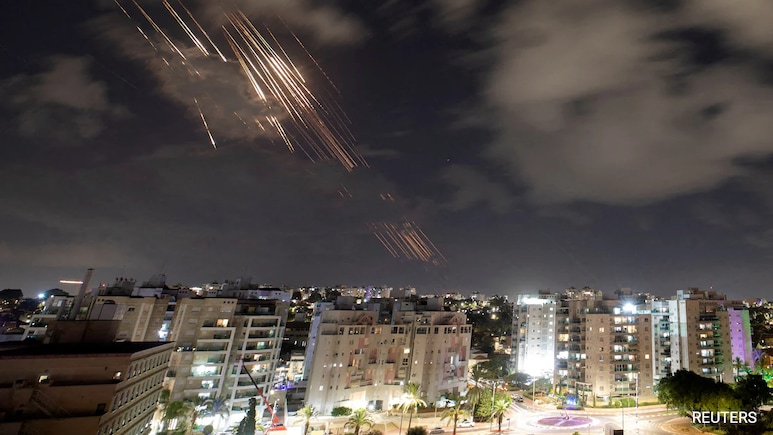 Read more about the article Syria Backs Iran’s “Right To Self-Defense” After Israeli Strikes