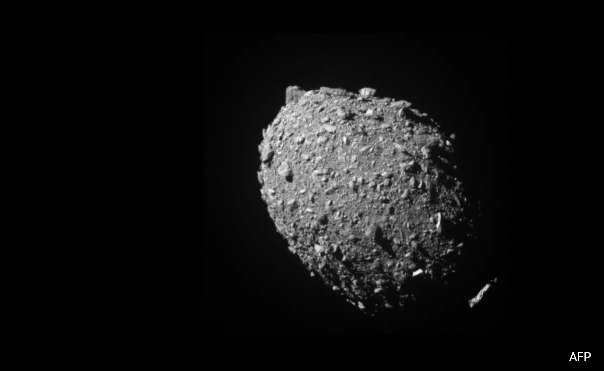 Read more about the article Weather May Delay Mission To Study Asteroid Damaged By NASA Spacecraft