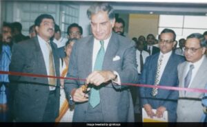 Read more about the article Infosys Co-founder Nandan Nilekani Recalls First Meeting With Ratan Tata, Shares Heartfelt Video