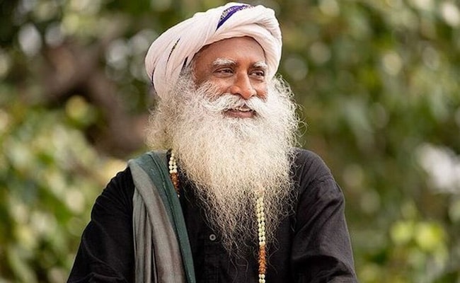 Read more about the article Why Is Sadhguru Encouraging Women To Live Like Hermits, Asks Madras High Court