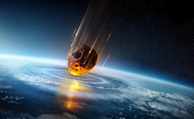 Scientists Reveal It Wasn't Just One Asteroid That Wiped Out Dinosaurs