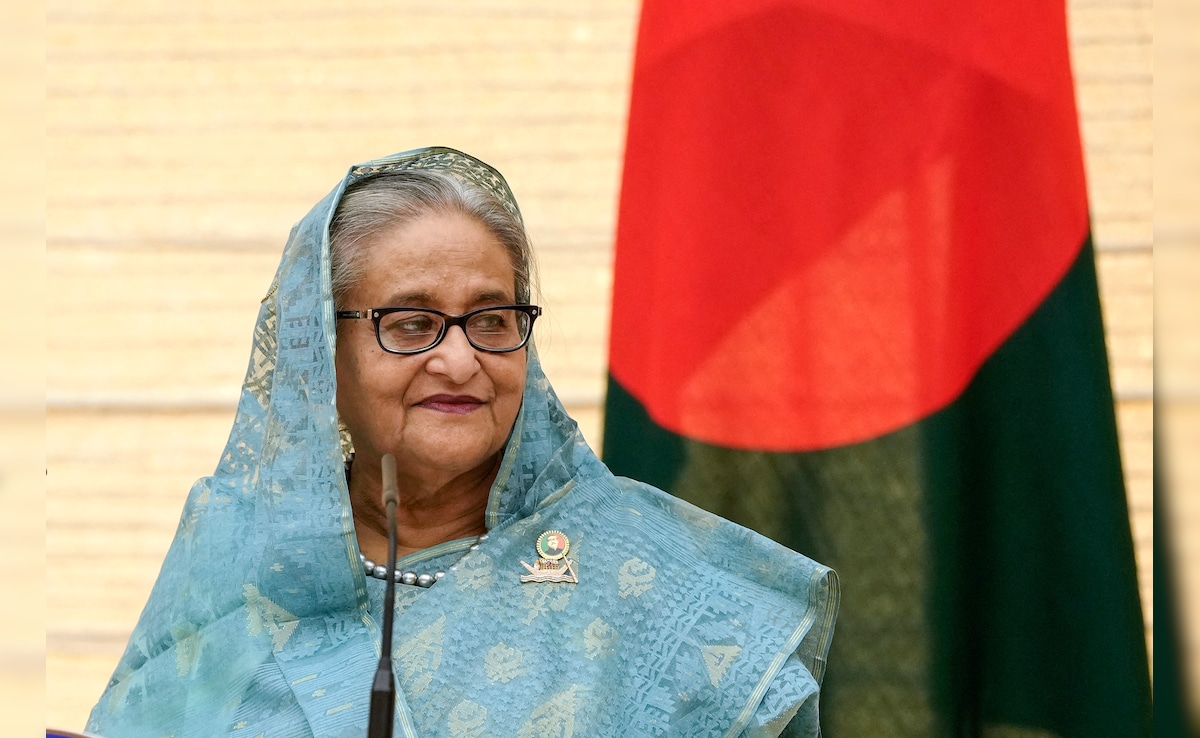 Read more about the article Bangladesh Bans Student Wing Of Ex PM’s Party Under Anti-Terror Law