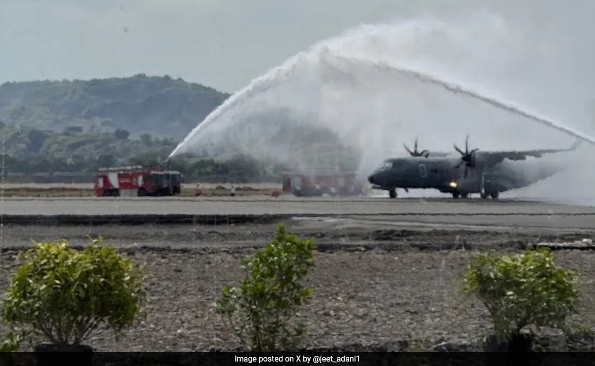 Navi Mumbai Airport Sees Successful Trial Landing, To Be Operational Next Year